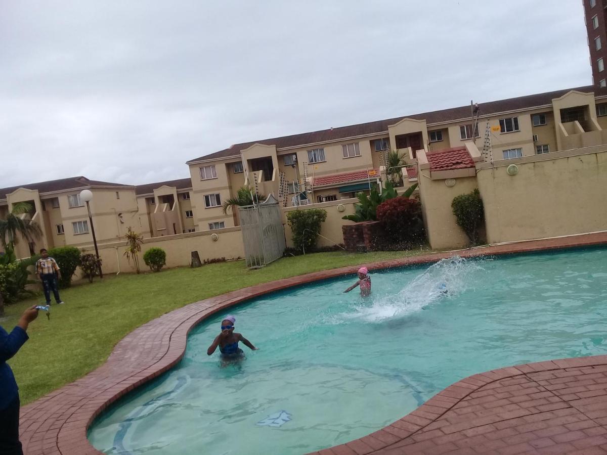 Summersands Durban North Beach ภายนอก รูปภาพ